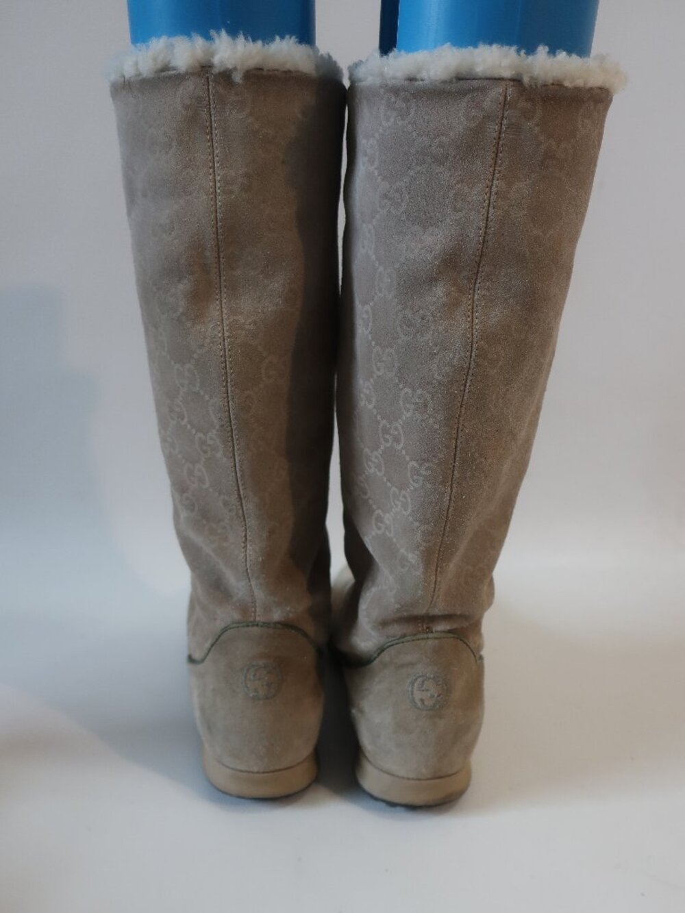 Authentic Womens Gucci Beige 163482 Guccissima Suede Shearling Boots 38 US/8 - Picture 5 of 16